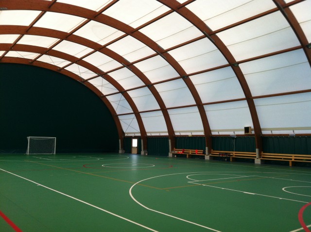Interno del palazzetto dello sport